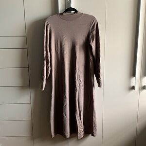 Uniqlo taupe dress